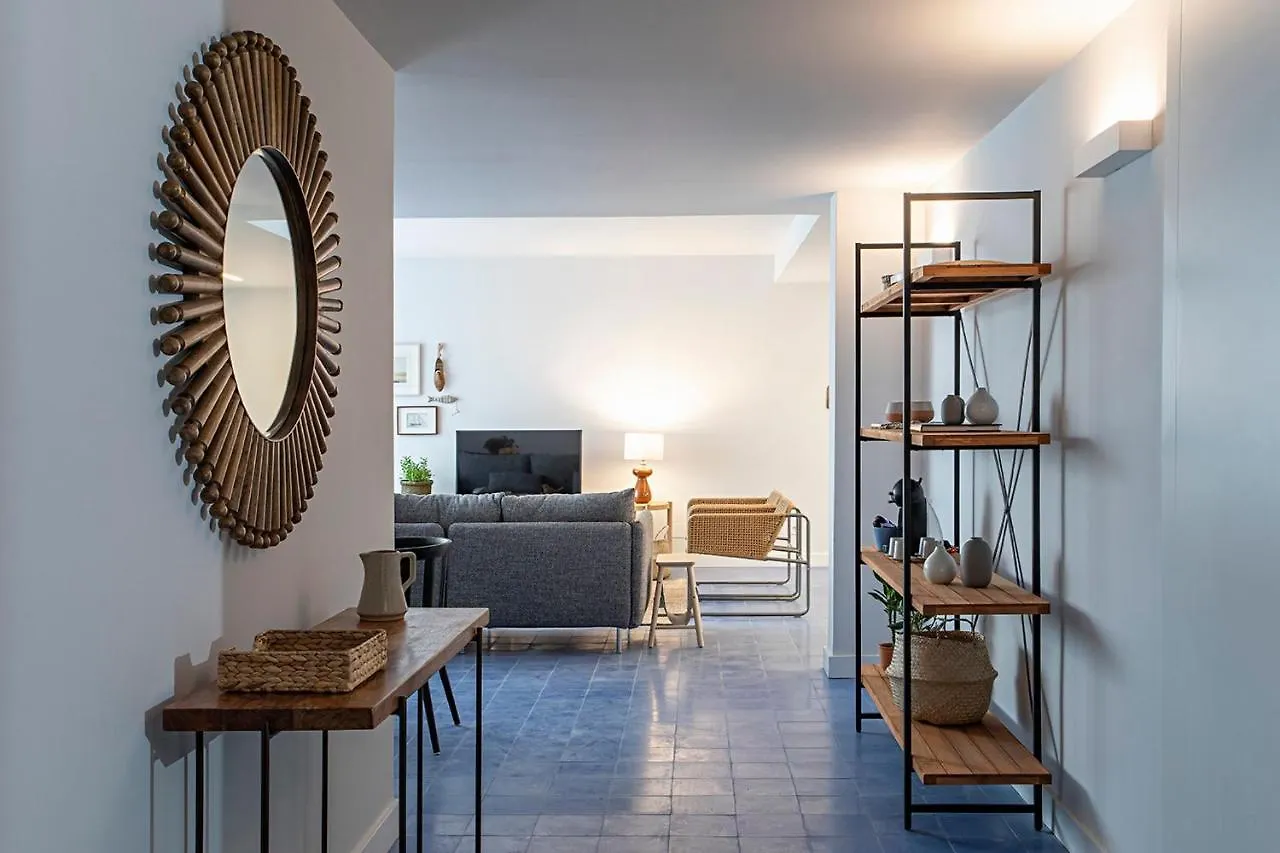 Piso Azul Premium Apartments In Bairro Alto By Lovelystay Lisbon 0*,  Portugal
